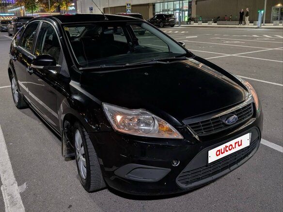 2011 Ford Focus II Рестайлинг, чёрный, 640000 рублей - вид 1