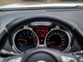 2013 Nissan Juke I, белый, 933000 рублей, вид 5