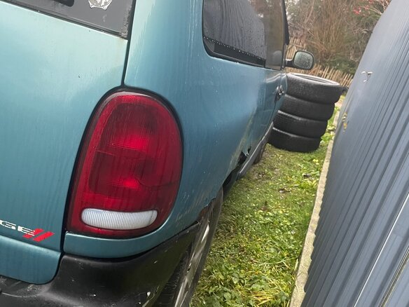 1996 Dodge Caravan III, зелёный, 210000 рублей - вид 8