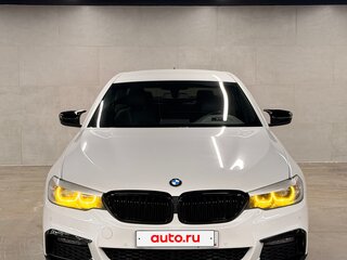 2019 BMW 5 серии 520i VII (G30/G31/G38), белый, 2700000 рублей, вид 2
