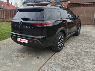 2021 Nissan Pathfinder V, чёрный, 4380000 рублей, вид 5
