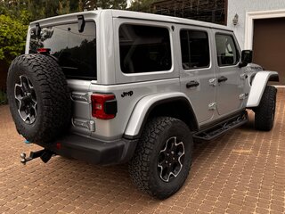 2022 Jeep Wrangler IV (JL), серый, 5550000 рублей, вид 4