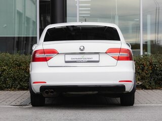 2013 Skoda Superb DSG II Рестайлинг, белый, 1200000 рублей, вид 4