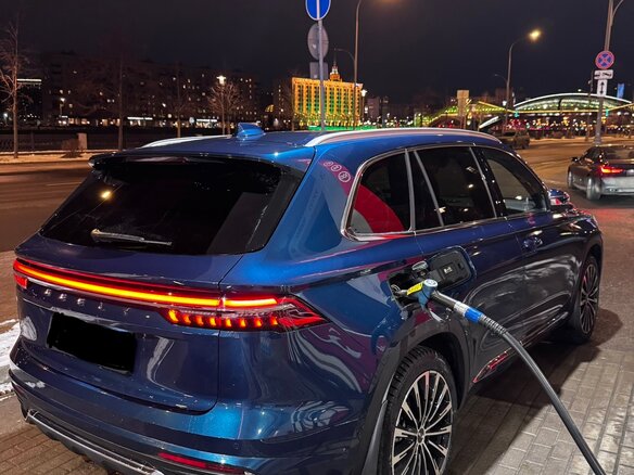 2023 Geely Monjaro (Xingyue L) I, зелёный, 3000000 рублей