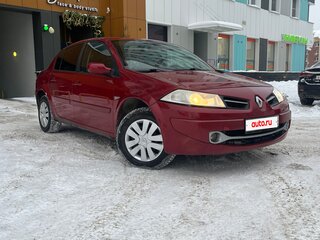 2008 Renault Megane II Рестайлинг, красный, 450000 рублей, вид 2