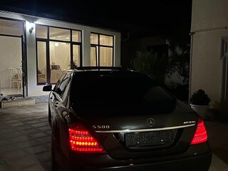 2007 Mercedes-Benz S-Класс 500 V (W221), чёрный, 1050000 рублей, вид 3