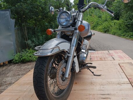 2006 Honda Shadow 750, белый, 400000 рублей, вид 3