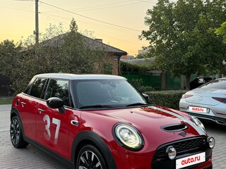 2020 Mini Hatch Cooper S III (F55/F56) Рестайлинг, красный, 2850000 рублей, вид 4