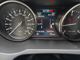 2012 Land Rover Range Rover Evoque 6-speed I, красный, 1799999 рублей, вид 3