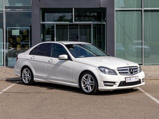2011 Mercedes-Benz C-Класс 180 BlueEFFICIENCY III (W204) Рестайлинг, белый, 1295000 рублей, вид 3