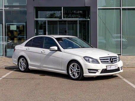 2011 Mercedes-Benz C-Класс 180 BlueEFFICIENCY III (W204) Рестайлинг, белый, 1295000 рублей, вид 3