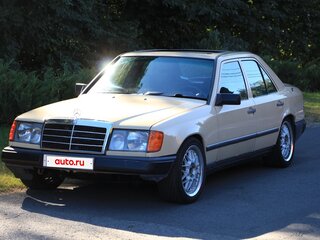 1989 Mercedes-Benz W124 230 5-speed, бежевый, 255000 рублей, вид 1