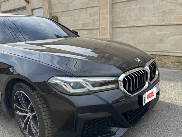 2022 BMW 5 серии 520i VII (G30/G31/G38) Рестайлинг, синий, 5400000 рублей - вид 2