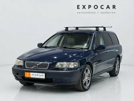 Volvo V70 II