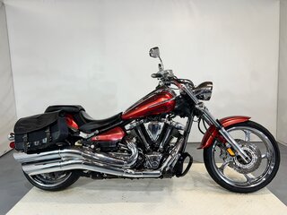 2008 Yamaha XV 1900, пурпурный, 499000 рублей, вид 1