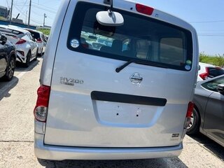 2014 Nissan NV200, серебристый, 795911 рублей, вид 3