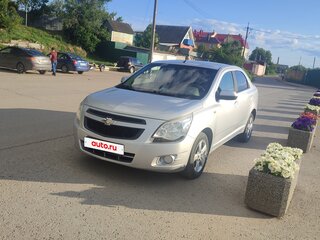 2013 Chevrolet Cobalt II, серебристый, 720000 рублей, вид 3