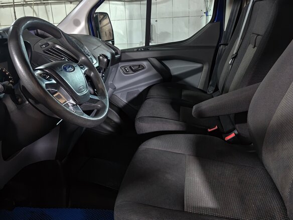 2015 Ford Transit Custom, синий, 1400000 рублей - вид 9