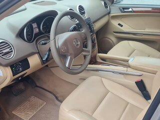 2009 Mercedes-Benz M-Класс 320 II (W164) Рестайлинг, серебристый, 1350000 рублей, вид 3