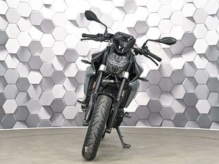 2022 BMW F 900 R, чёрный, 879000 рублей, вид 3