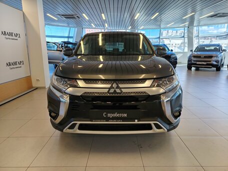 2019 Mitsubishi Outlander III Рестайлинг 3, серый, 1673000 рублей, вид 3