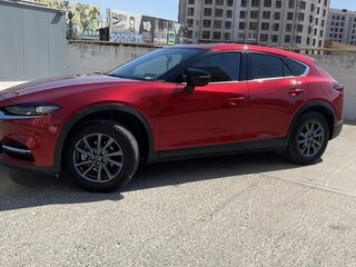 2022 Mazda CX-4 I Рестайлинг, красный, 2800000 рублей, вид 3