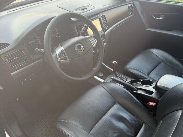 2012 SsangYong Actyon II, серый, 950000 рублей - вид 5