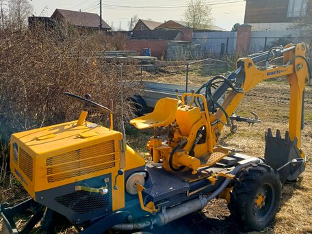 2000 Komatsu WB140, жёлтый, 1000000 рублей, вид 5