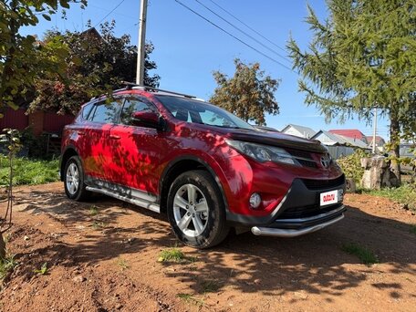 2013 Toyota RAV4 IV (XA40), красный, 1750000 рублей, вид 1