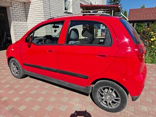 2009 Chevrolet Spark II, красный, 330000 рублей, вид 4