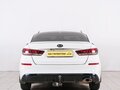 2019 Kia Optima IV Рестайлинг, белый - вид 4
