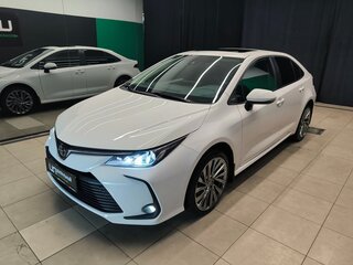 2022 Toyota Corolla Sporty XII (E210) Рестайлинг, белый, 1670000 рублей, вид 3