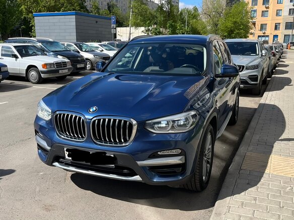 2019 BMW X3 20i xDrive III (G01), синий, 3500000 рублей