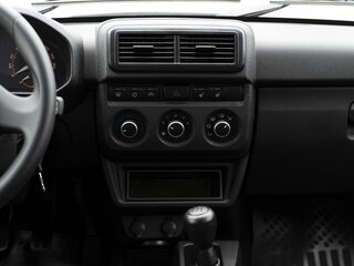 2026 Lada (ВАЗ) Niva Legend I Рестайлинг, белый, 1289000 рублей, вид 5