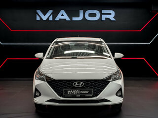 2022 Hyundai Solaris II Рестайлинг, белый, 1695000 рублей, вид 2
