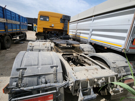2023 КамАЗ 65116, жёлтый, 3100000 рублей, вид 4