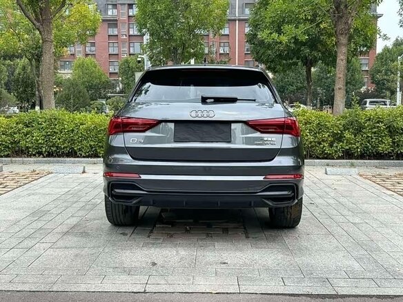 2023 Audi Q3 35 TFSI II (F3), серый - вид 5