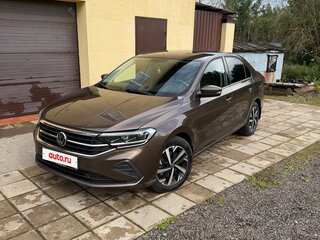 2022 Volkswagen Polo VI, коричневый, 2050000 рублей, вид 1