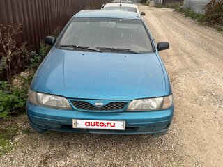 1997 Nissan Almera I (N15), голубой, 130000 рублей, вид 1