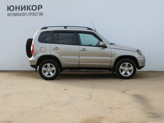 2019 Chevrolet Niva I Рестайлинг, коричневый, 729000 рублей, вид 4