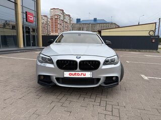 2011 BMW 5 серии 528i VI (F10/F11/F07), серебристый, 1860000 рублей, вид 2