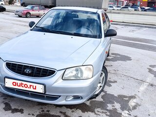 2004 Hyundai Accent ТагАЗ II, серебристый, 430000 рублей, вид 2