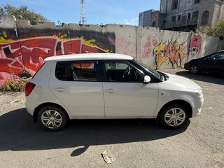 2012 Skoda Fabia II Рестайлинг, белый, 570000 рублей, вид 5