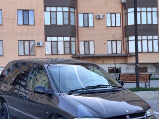 1999 Chrysler Voyager III, коричневый, 305000 рублей, вид 3