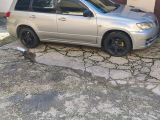 2003 Mitsubishi Airtrek I Рестайлинг, серебристый, 800000 рублей, вид 4