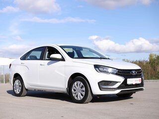 2025 Lada (ВАЗ) Vesta I Рестайлинг (NG), белый, 1271020 рублей, вид 3