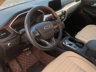 2020 Ford Escape IV, серый, 1762000 рублей, вид 4