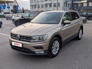 2017 Volkswagen Tiguan II, бежевый, 2060000 рублей, вид 1