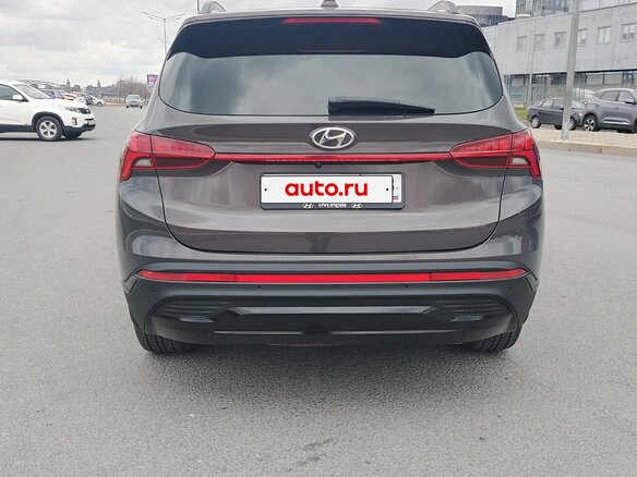 2021 Hyundai Santa Fe IV Рестайлинг, коричневый, 3210000 рублей - вид 5