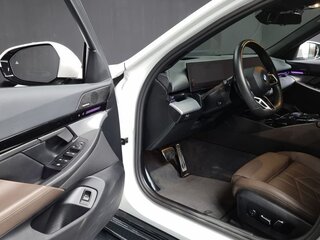 2024 BMW 5 серии 520i VIII (G60/G61/G68), белый, 5900005 рублей, вид 5